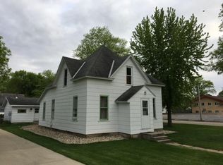 102 E Lockerbie St, Litchfield, MN 55355