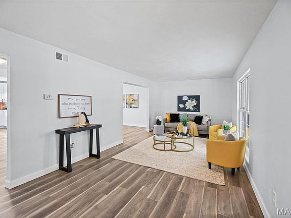 3rd image of 55 Blanc Lee Dr