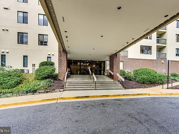 3rd image of 6300 Stevenson Ave APT 120
