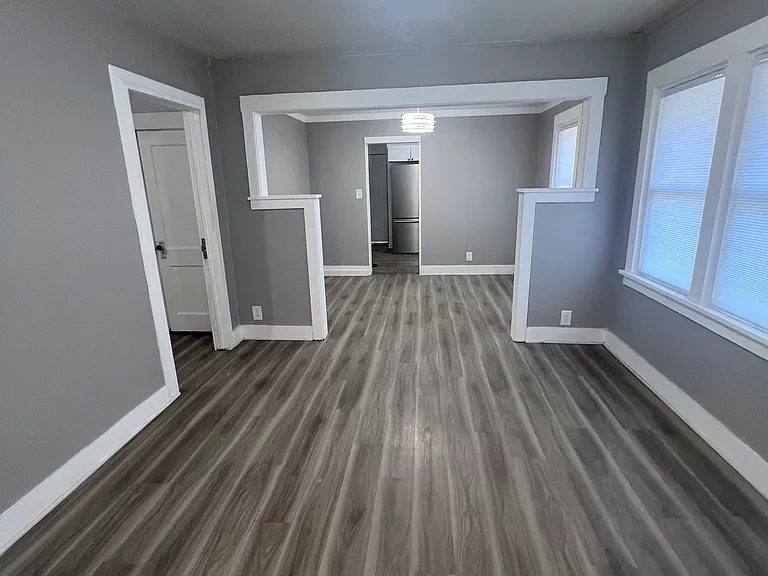 1624 W Maxwell Ave — Photo 4