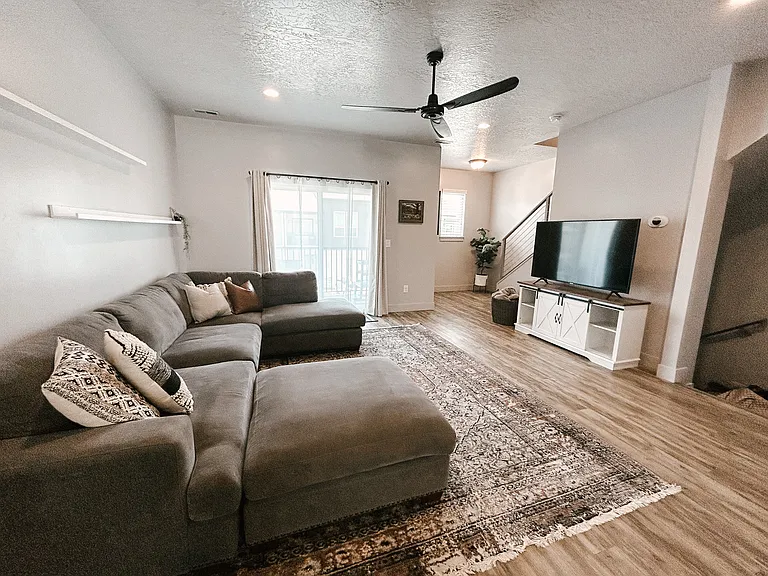 14725 S Nob Ln — Photo 1