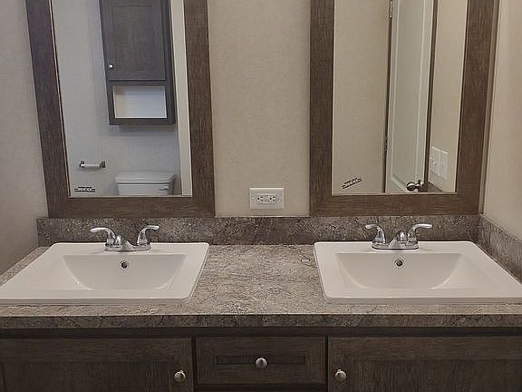 3rd image of 3908 Cherry Blossom Ln