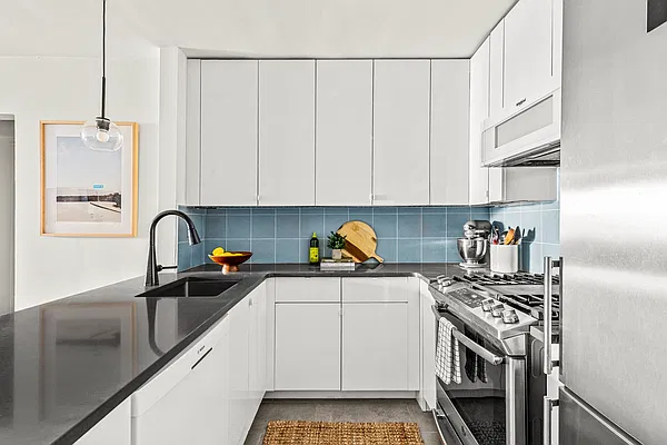 Kitchen, photo 1