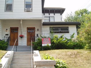 610 5th St S, Stillwater, MN 55082