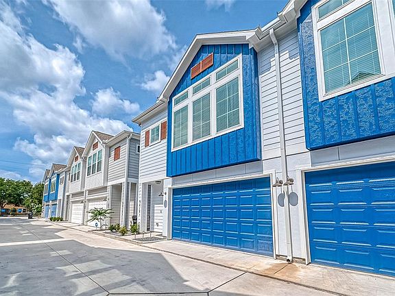 4th image of 9418 Kerrwood Ln #A