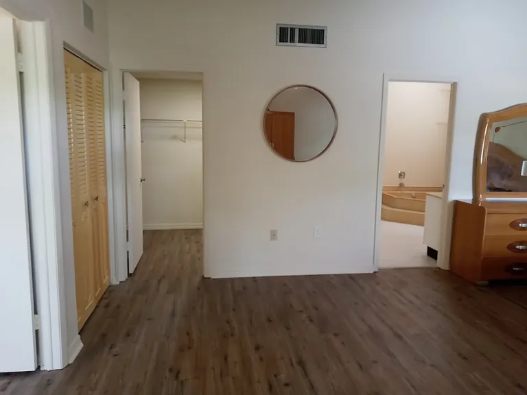 19996 NE 5th Ct — Photo 13