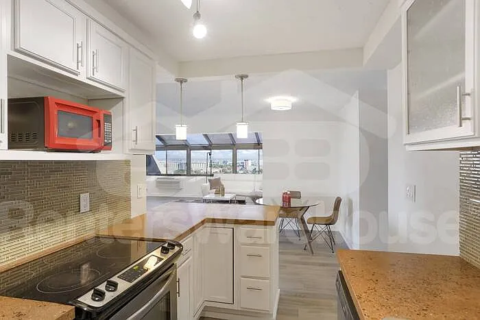 1313 N Williams St #1601 — Photo 12