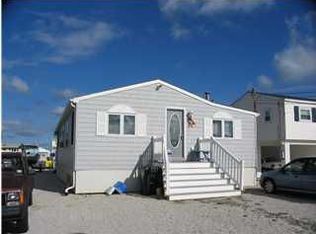 191 Flamingo Rd, Tuckerton, NJ 08087