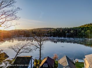446 Lake Rd, Nicholson, PA 18446