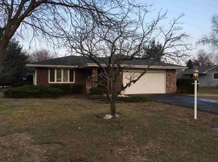 1029 Aldrin Dr, Rockton, IL 61072