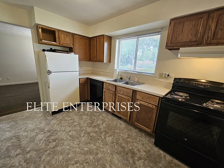 2213 W Reservoir Blvd #2213 — Photo 8