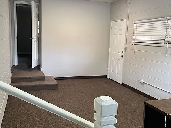 3rd image of 1900 E Robinson St #B