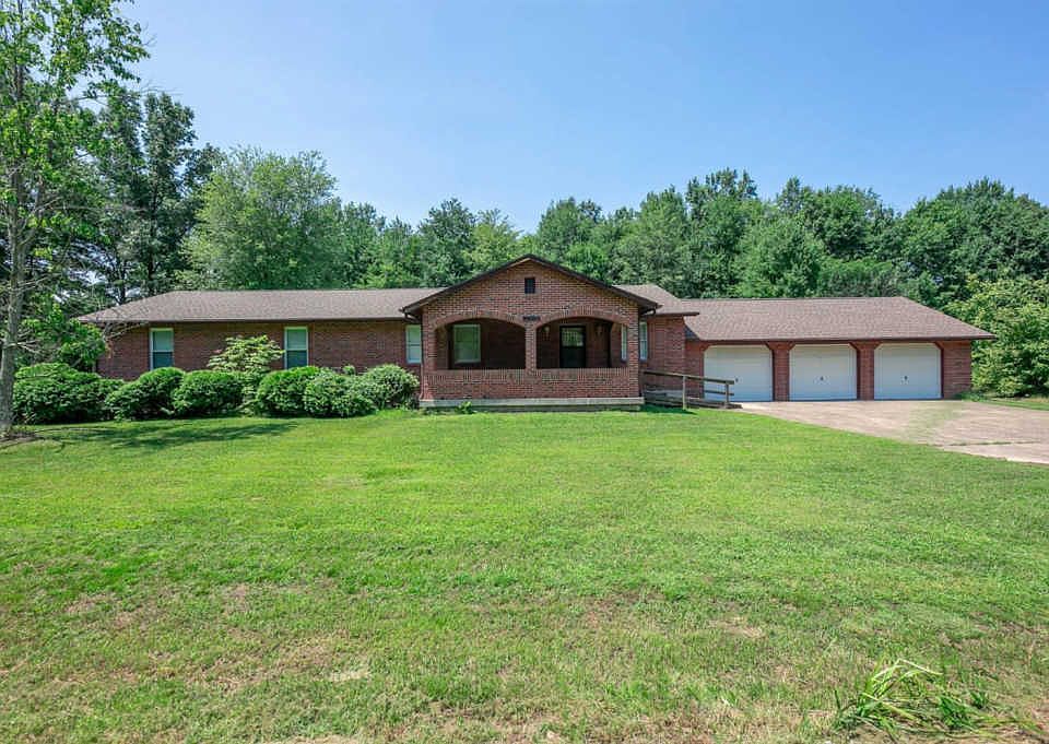 1st image of 14469 Lorna Ln