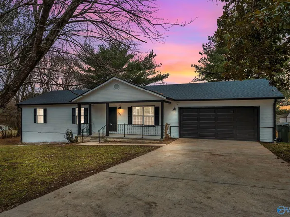 186 Dalton Dr, Huntsville, AL 35811