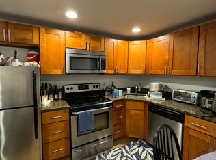 4310 Spruce St #2RR, Philadelphia, PA 19104