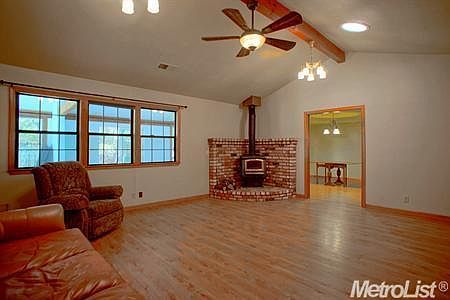 5th image of 3322 Flame Ct