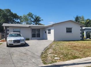 8520 NW 24th Pl, Fort Lauderdale, FL 33322