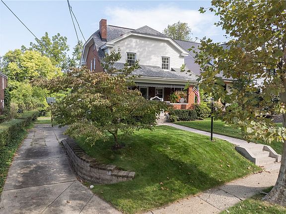 2nd image of 320 Morrison Dr