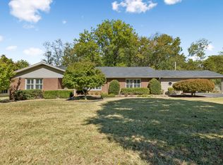 106 N Sunset Cir, Hopkinsville, KY 42240