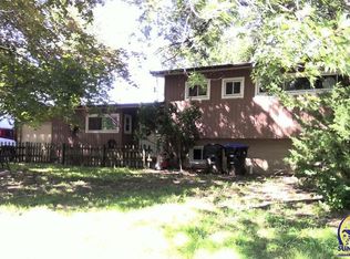 2901 SW Sunset Rd, Topeka, KS 66614