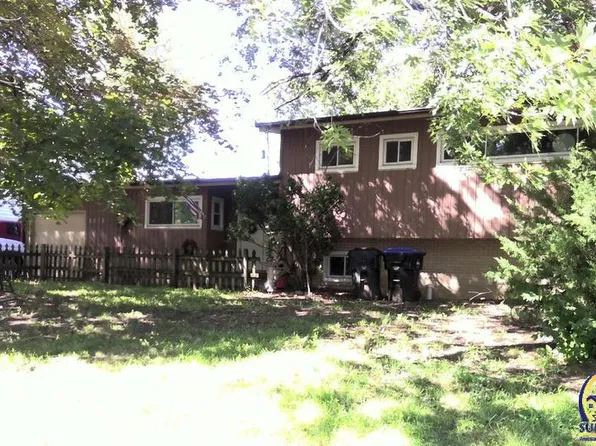 2901 SW Sunset Rd, Topeka, KS 66614
