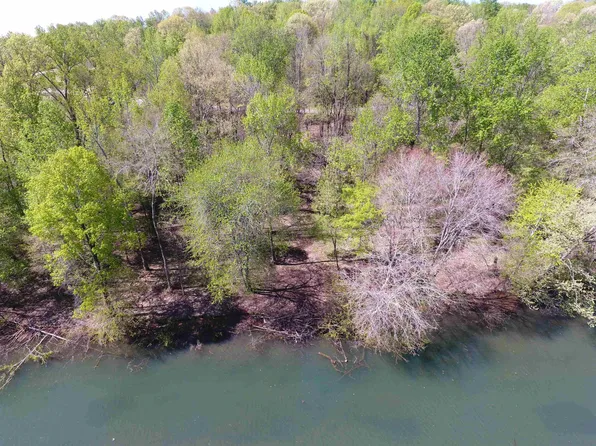 305 Heron Cove Rd, Killen, AL 35645