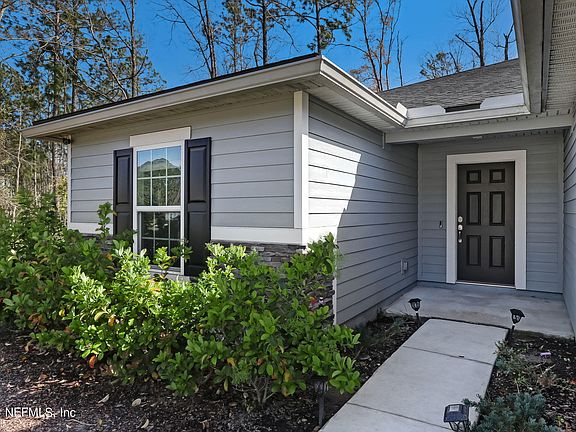 3rd image of 3034 FIRETHORN Avenue