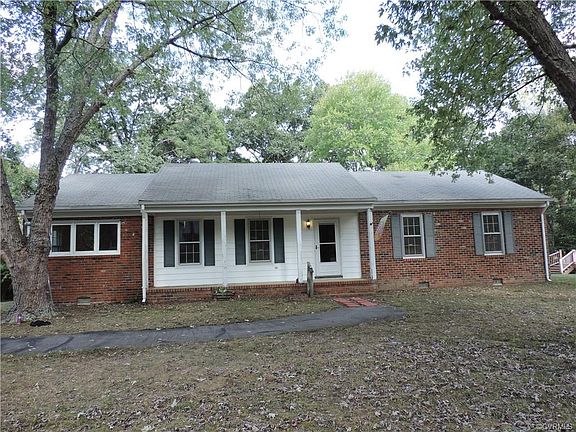 2nd image of 11916 Deerhurst Dr