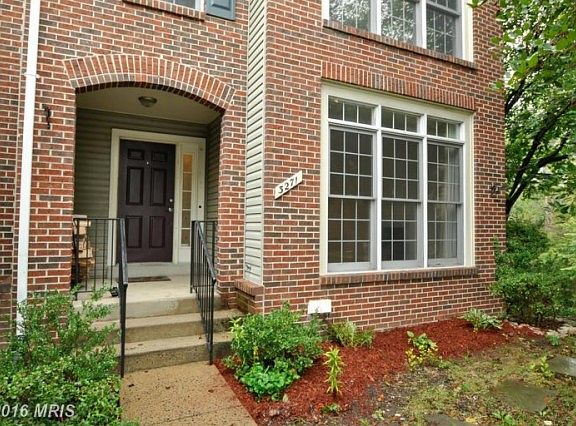 2nd image of 3271 Corcyra Ct