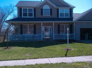 5 Ridgefield Dr, Troy, IL 62294