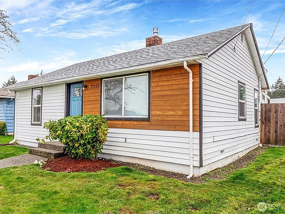3rd image of 17338 33rd Avenue S