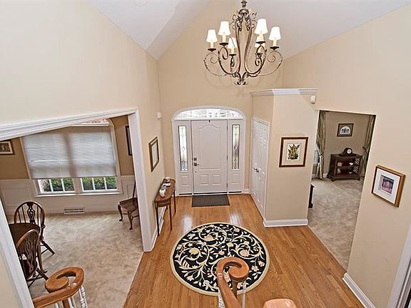 4th image of 205 Dorsay Valley Dr
