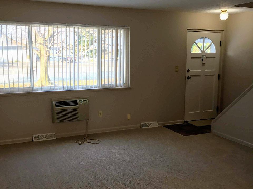 Front Room and Entry