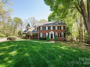 121 Windjammer Ct, Taylorsville, NC 28681