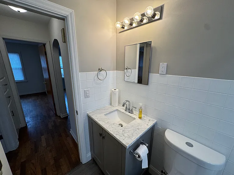 2121 Roberts Ln — Photo 24