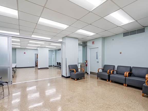 5th image of 72 Montgomery St #1df2d6feb
