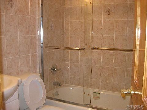 4th image of 6132 228th St