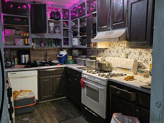 3rd image of 5271 Williams Rd #A-1