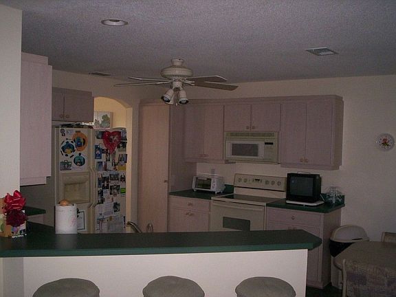 2nd image of 4 Sovereign Ln