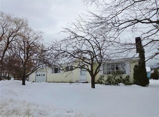 10 Williams St, Hampden, ME 04444