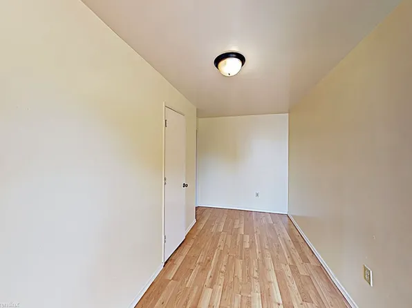 201 N Naches Ave APT 9, Yakima, WA 98901