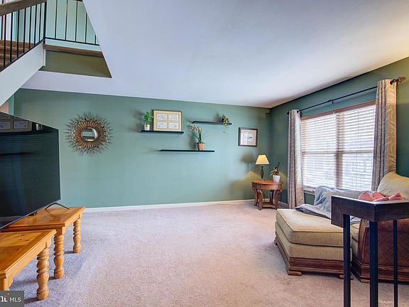 4th image of 3346 Oakshade Ct