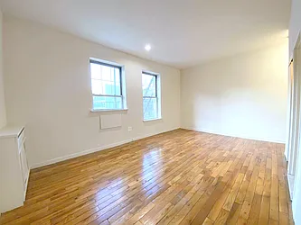 Rented by Manhattan Spaces