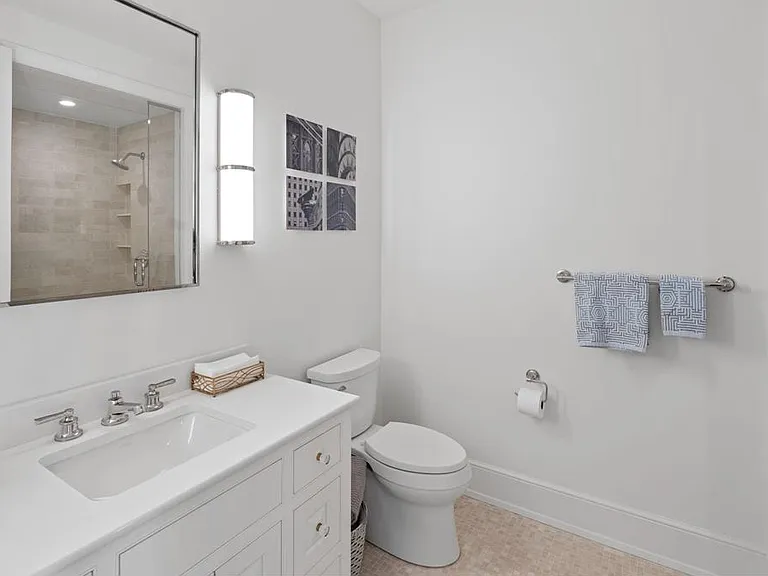 1111 W River Pkwy #11C — Photo 30