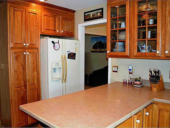 4th image of 5650 Gardner Dr