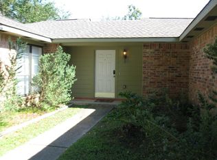 2943 Heritage Colony Dr, Webster, TX 77598