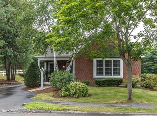 14 Bowman Parade Rd, Bedford, NH 03110