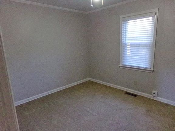 4th image of 515 Walnut Ave