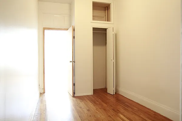 Rented by Rennit Inc. | media 26