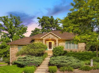 1201 Oriole Ln, Onalaska, WI 54650